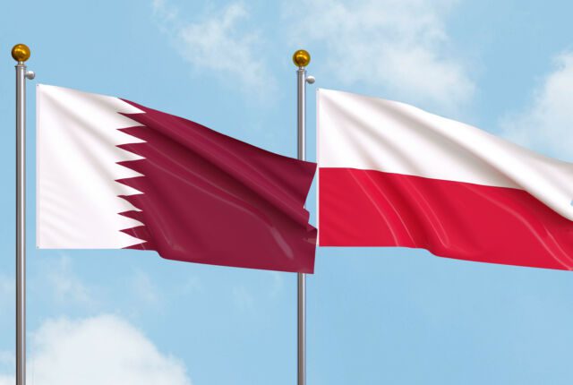 Flagi Kataru i Polski