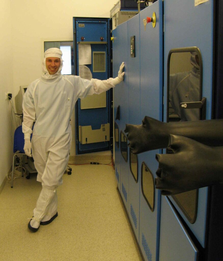 CEO next to Aix-200 MOCVD reactor