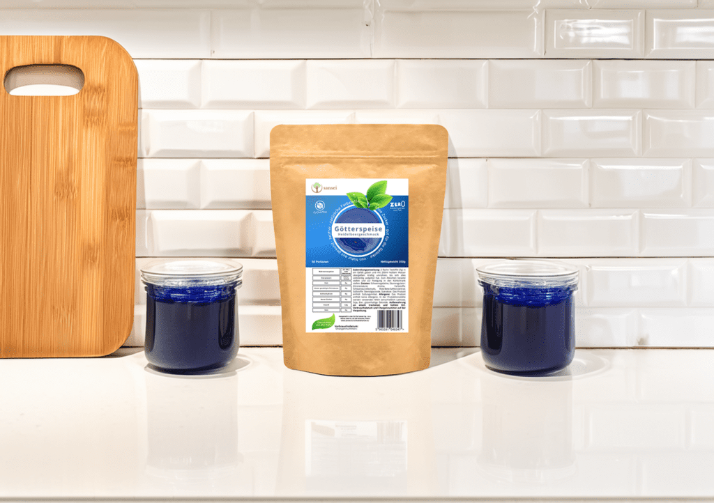 SANSEI blueberry-flavored sugar-free jelly in eco-friendly paper packaging and in its prepared form.