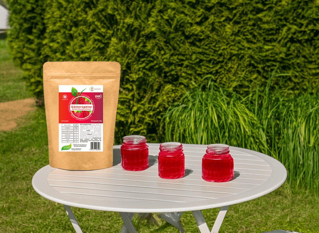 SANSEI wild strawberry sugar-free jelly in eco-friendly packaging and prepared, designed for the German market.