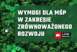 nazwa wydarzenia na tle zielonych roślin